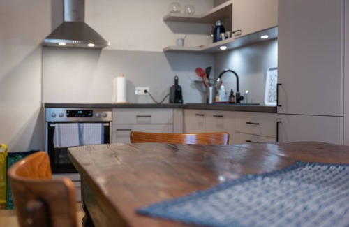 Lutzmannsburg Apartment | Family-Friendly Apartment Near Sonnentherme - Pet Welcome!
