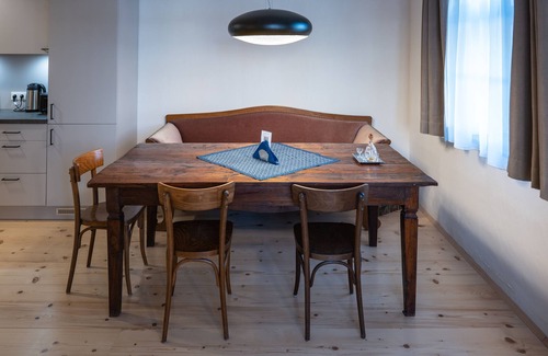 Lutzmannsburg Apartment | Family-Friendly Apartment Near Sonnentherme - Pet Welcome!