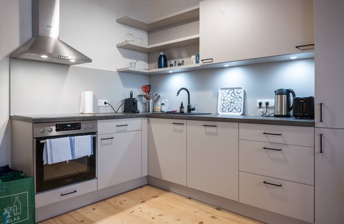 Lutzmannsburg Apartment | Family-Friendly Apartment Near Sonnentherme - Pet Welcome!