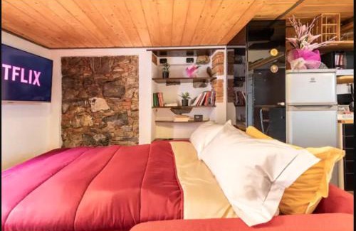 Sarzana Apartment | Convenient Stay: 5 Minutes from Station with Wi-Fi Access