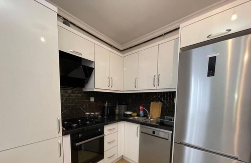 Uskudar Apartment | Convenient 5-Minute Access to Üsküdar City Center