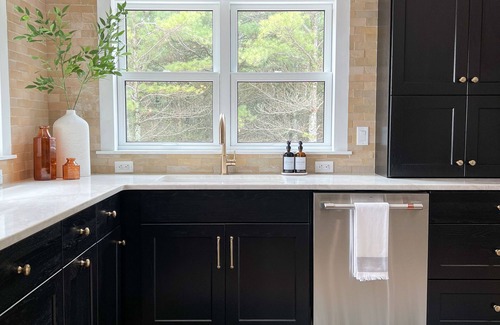 Sister Bay Cottage | Cozy Retreat Minutes from Downtown Sister Bay with Kitchen