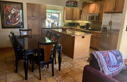Pioneer Trail House | Prime Location Near Heavenly Valley with Hot Tub & Spa