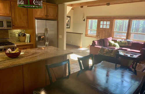 Pioneer Trail House | Prime Location Near Heavenly Valley with Hot Tub & Spa