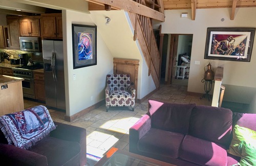 Pioneer Trail House | Prime Location Near Heavenly Valley with Hot Tub & Spa