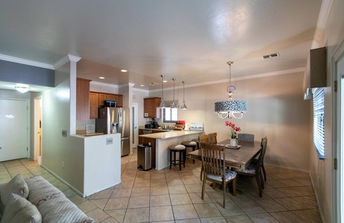 Tucson House | Convenient Access to I-10 & Air Space Museum - Pet Friendly Stay