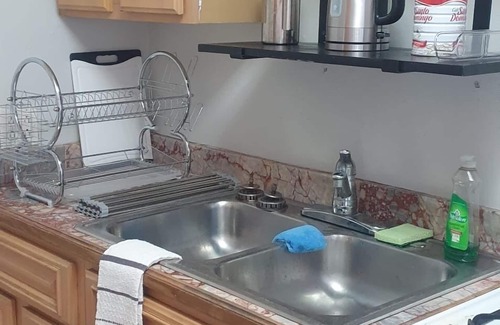 Crocus Hill Apartment | Convenient Condo Near Valley & Crocus Bay with Private Courtyard