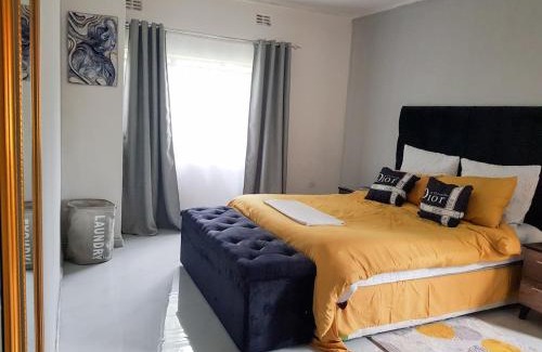 Lusaka Apartment | 5 On Roland