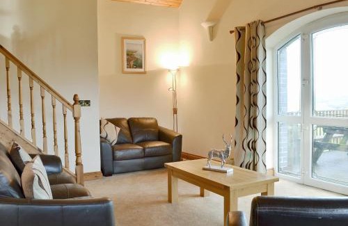 Chancery House | 5 Pengraig Draw: Family-Friendly Retreat with High Ratings