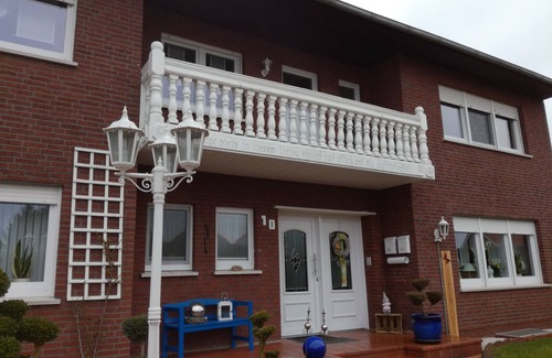 Nordhummling Apartment | Explore "Haus Herrenweg": Family-Friendly Apartment for 5