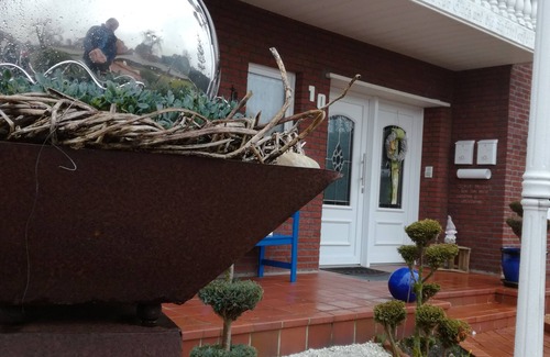 Nordhummling Apartment | Explore "Haus Herrenweg": Family-Friendly Apartment for 5