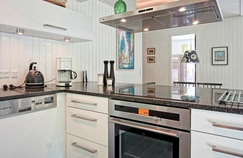 Oster Somarken House | Family-Friendly Holiday Home for 5 in Aakirkeby