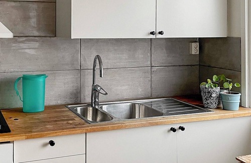 Romakloster House | Cozy 5-Person Holiday Home in Romakloster with Breakfast