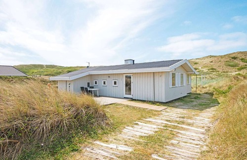 Argab House | Oceanfront Holiday Home for 5 in Hvide Sande - Guest Rated 9.6