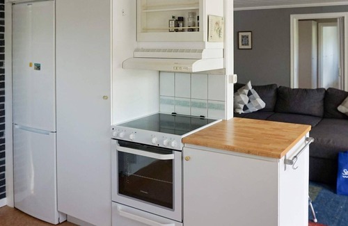 Strangnas Municipality House | Family-Friendly 5-Person Holiday Home in STRÄNGNÄS