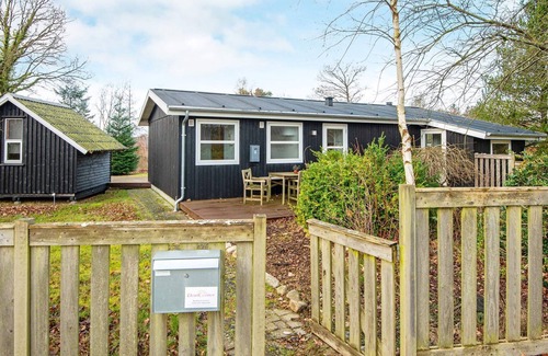 Øksenmølle House | Cozy 5-Person Holiday Home in Ebeltoft - Pet Friendly Stay