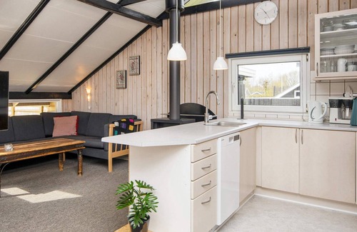 Bork Havn House | Family-Friendly Holiday Home in Hemmet with Ocean View