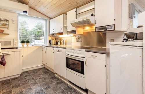 Sønder Vorupør House | Comfortable 5-Person Holiday Home in Thisted with Breakfast