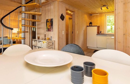 Frørup House | Charming 5-Person Holiday Home with Ocean Views in Frørup