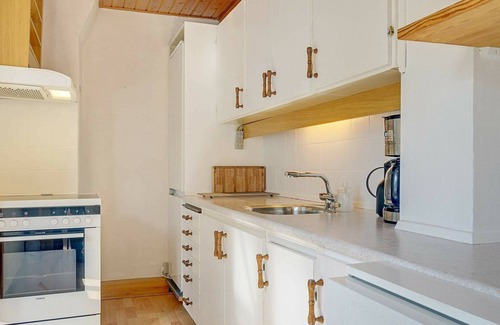 Ronne House | Ideal Holiday Home for 5 in Rønne with Ocean View