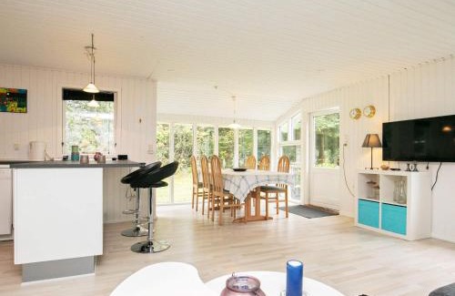 Sundstrup House | Family-Friendly 5-Person Holiday Home in H jslev