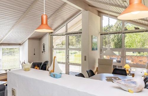 Vestero Havn House | Family-Friendly Holiday Home for 5 in L s with Great Ratings