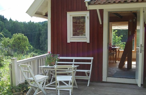 Floda House | Perfect Family Getaway: 5-Person Holiday Home in Floda