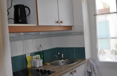 Ars-en-Re House | Comfortable 5-Person House with Ocean View & Free WIFI