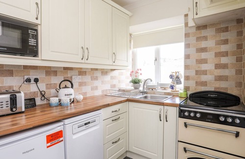 Holyhead Cottage | Pet-Friendly 5 Porthdafarch South Cottages in Trearddur Bay