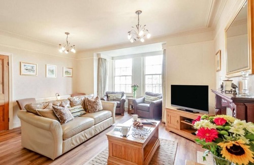 Harlech House | Experience Relaxation at Harlech's Castle-Foot Retreat