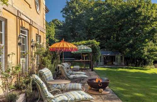 Blenheim Cottage | Renovated Cottage in Blenheim Palace Park: Guest Rated 9.8