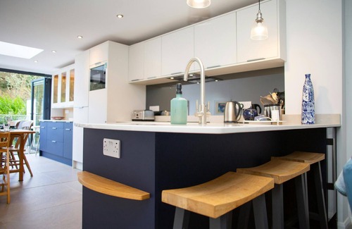 Little Haven Cottage | Pet-Friendly Retreat at 5 Seabird Close, Little Haven