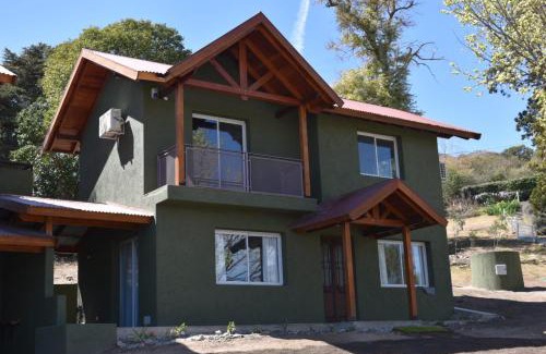 La Falda House | 5 Senderos: Oceanfront Paradise with Pool & High Ratings