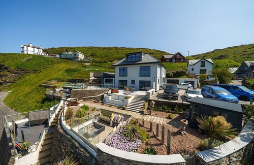 Portreath House | Experience Sea Views, Hot Tub & Fire Pit by the Beach