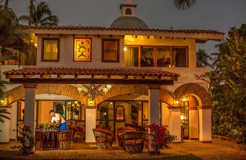 Bucerias Villa | Unforgettable Beachfront Experience at Bucerias Property