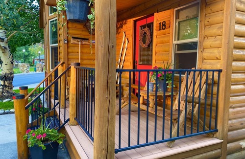 Breckenridge Ski Chalet | Premier Host: 5-Star Breckenridge Retreat with Pool & Hot Tub