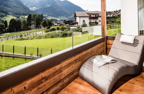Ortisei Ski Chalet | Villa Paruda: Guest Rated 10/10 with Ocean View & Spa