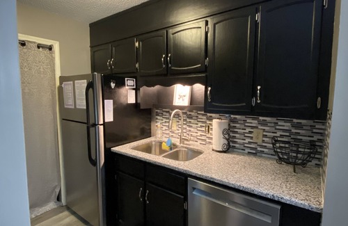 Blowing Rock Condo | Cozy 5-Star Condo in Blowing Rock - Walk to Main & Skiing!