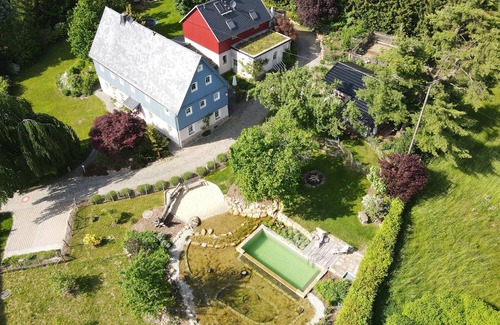 Oberrammenau Apartment | Family Retreat by the Lake with Natural Pool & Spa
