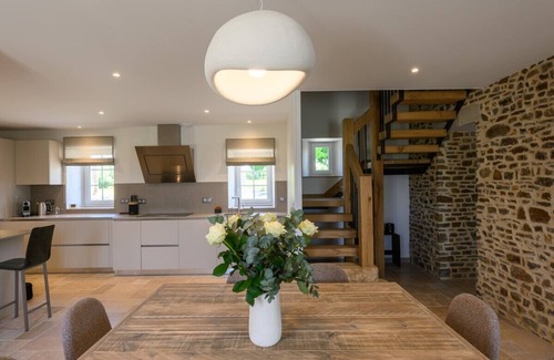 Saint-Sauveur-le-Vicomte House | 5-star gîte with indoor pool, spa, sauna, gym and games room