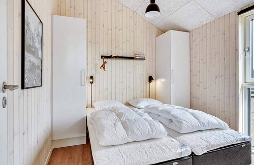 Kettingskov House | Elegant 5-Star Holiday Home in Augustenborg for Families