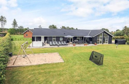 Haslevgarde House | 5 star holiday home in Hadsund