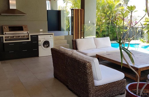 Scarborough Villa | Exquisite Villa Retreat with Private Pool and Ocean View