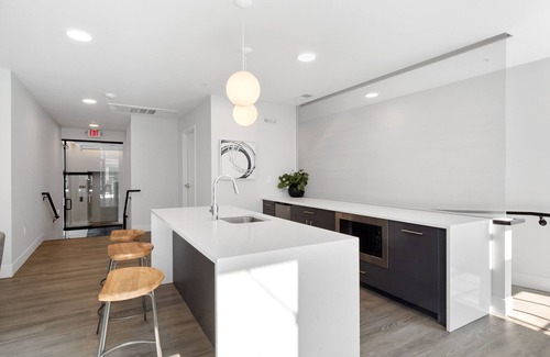 Near Southside Apartment | Elegant MC Suite II: Central Location Near Downtown STL