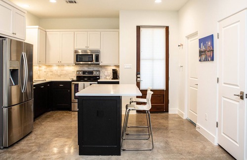 Dawson House | 5-Star South Congress - Hotel Luxury Amenities