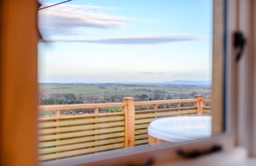 Finghall House | Discover Your Perfect Getaway in Yorkshire Dales with Hot Tub
