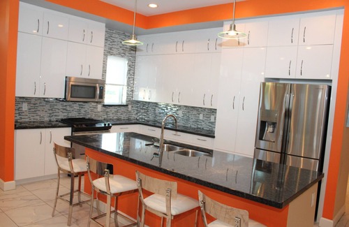 Midtown House | Discover Comfort - The Heart of Houston Awaits You