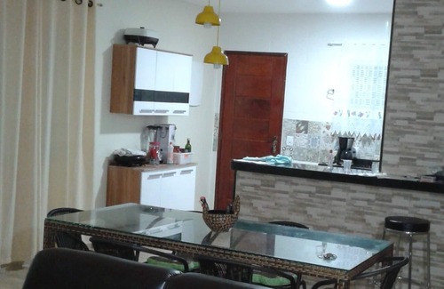 Cabo Frio House | Relaxing Suites with Pool & BBQ for Ultimate Leisure