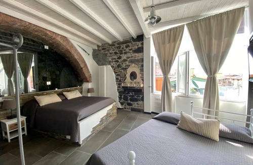 Manarola House | Top-Rated 5 Terre Pelagos 2 with Family-Friendly Amenities