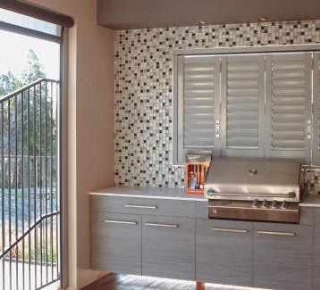 Stanthorpe House | Experience 50 Hale Haven: Poolside Family Retreat